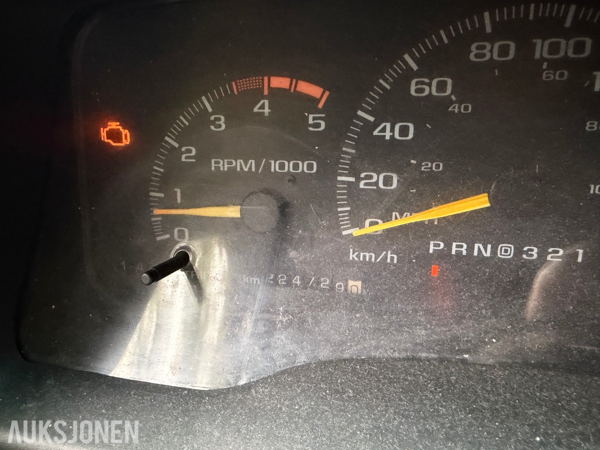 1996 Chevrolet TAHOE 6.5-182 D 4X4