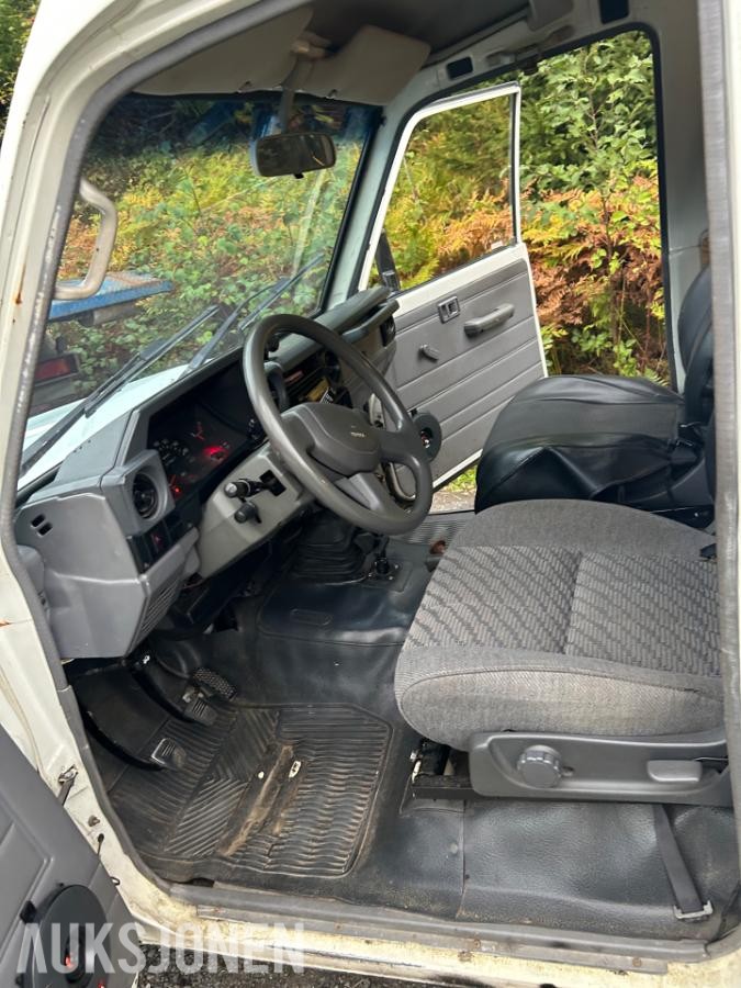 1999 Toyota Land Cruiser 4.2 131hk D 4WD 75 Troopy