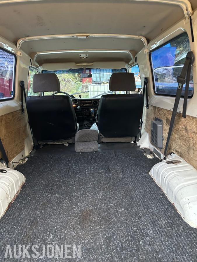 1999 Toyota Land Cruiser 4.2 131hk D 4WD 75 Troopy
