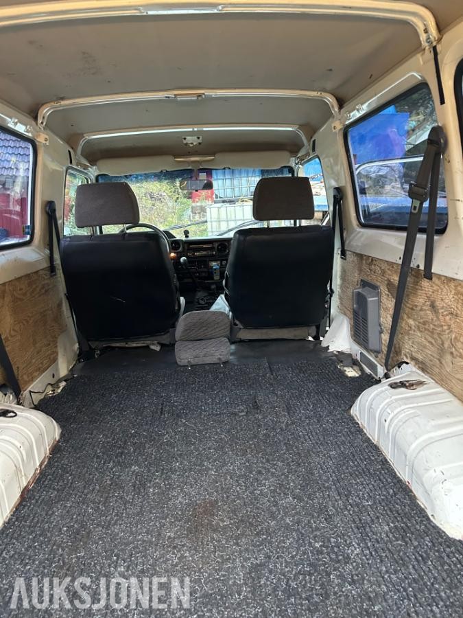 1999 Toyota Land Cruiser 4.2 131hk D 4WD 75 Troopy