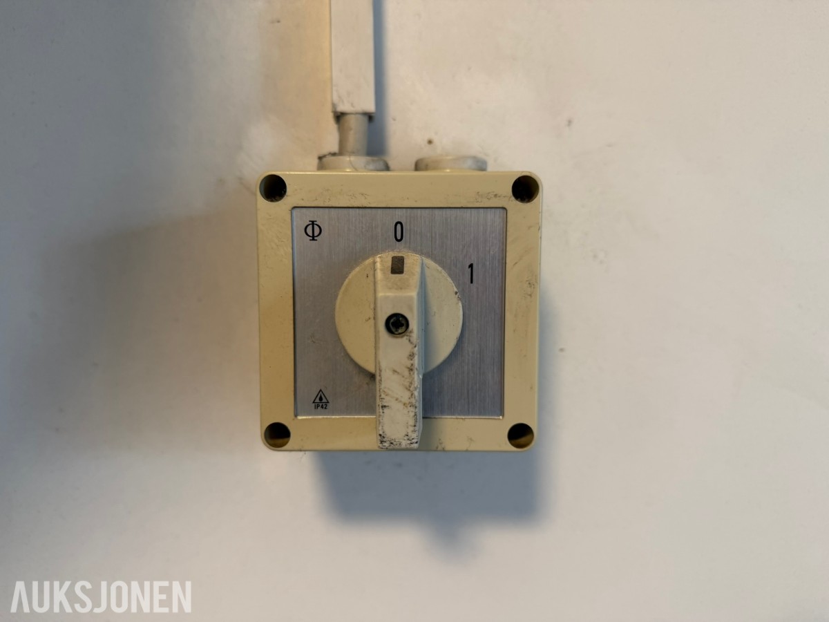 Container vaskerom med vaskemaskiner og tørketromler