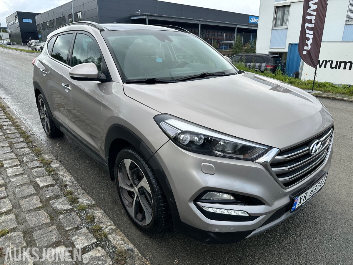 2016 HYUNDAI TUCSON 141HK CRDI AUTOMAT TEKNIKK PANORAMA HENGERFESTE SKINN EL.SETER