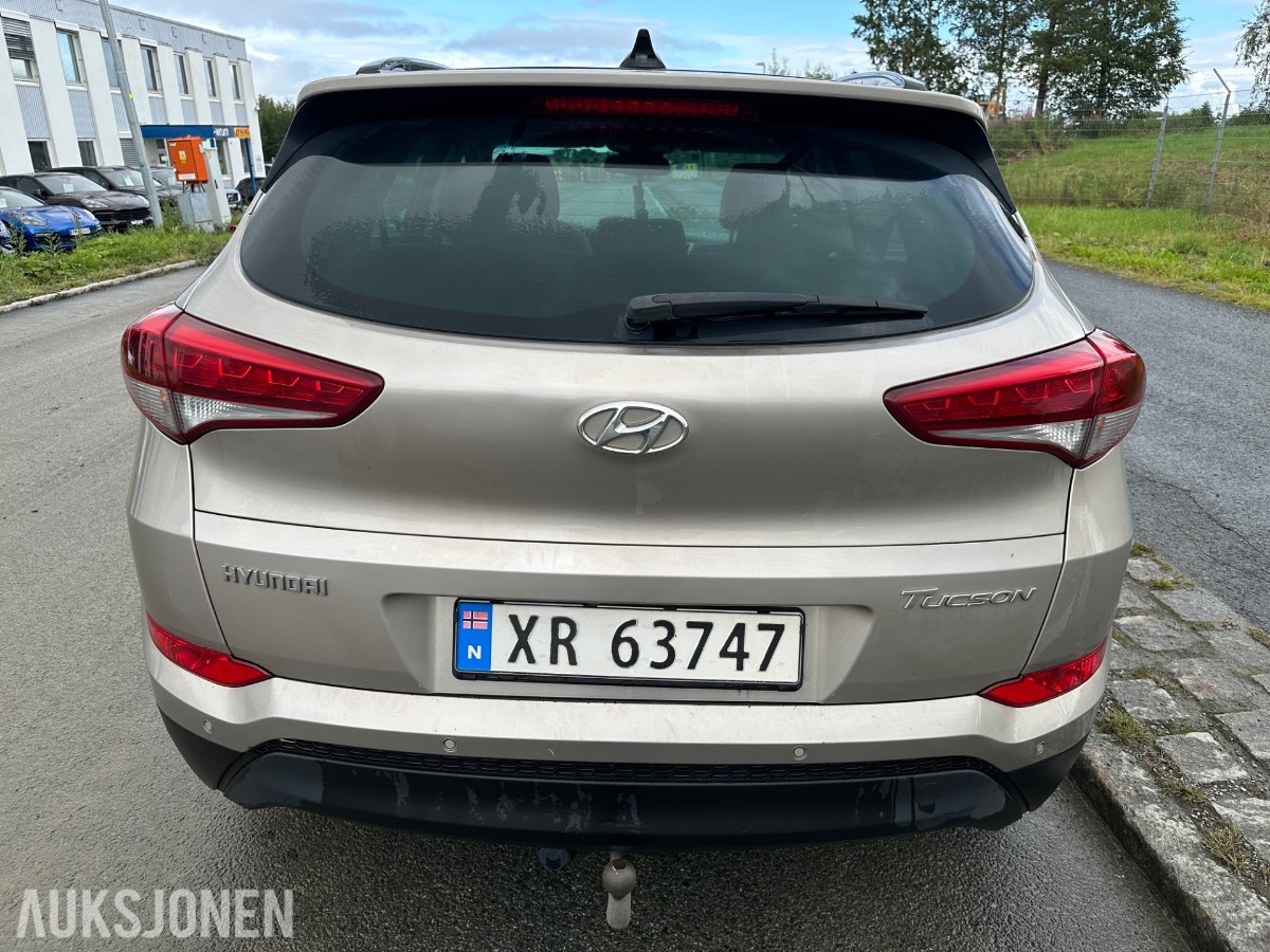 2016 HYUNDAI TUCSON 141HK CRDI AUTOMAT TEKNIKK PANORAMA HENGERFESTE SKINN EL.SETER
