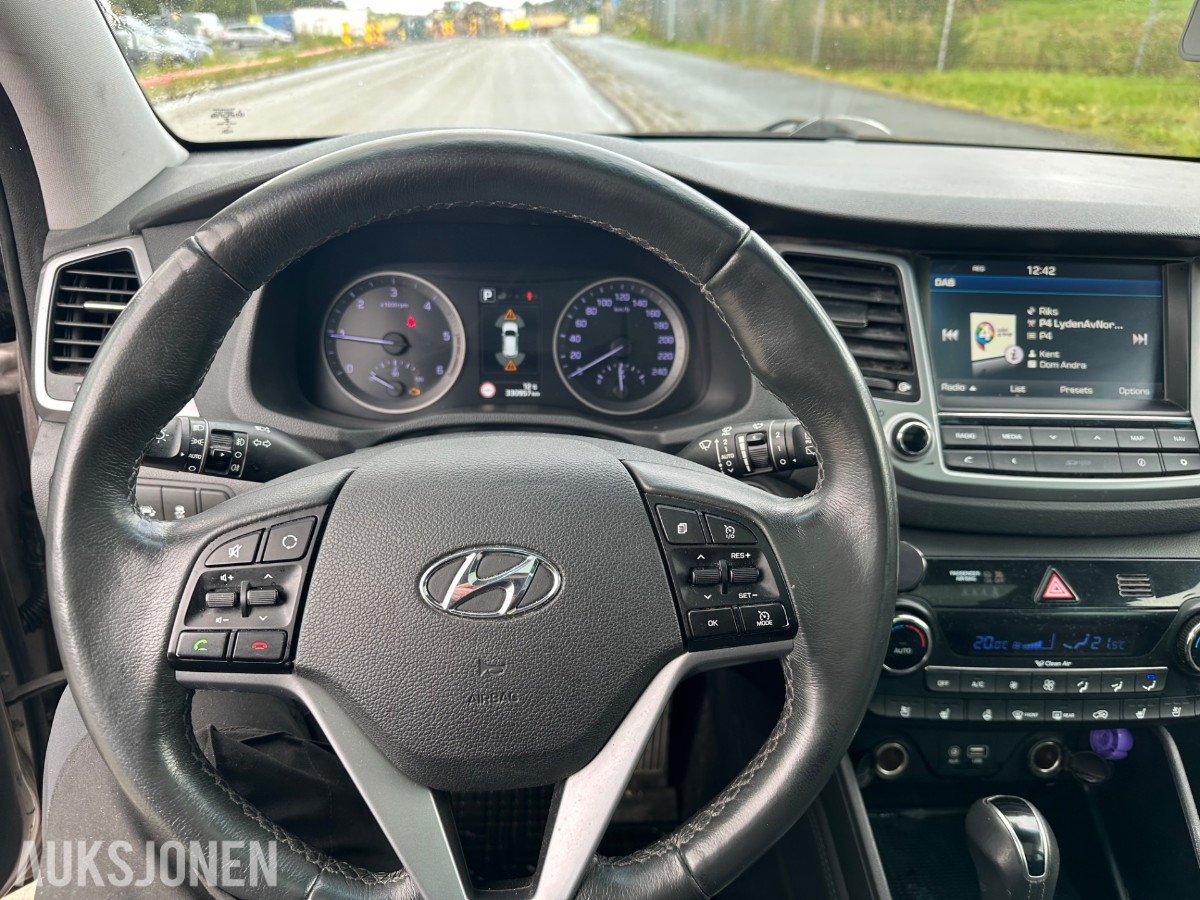2016 HYUNDAI TUCSON 141HK CRDI AUTOMAT TEKNIKK PANORAMA HENGERFESTE SKINN EL.SETER