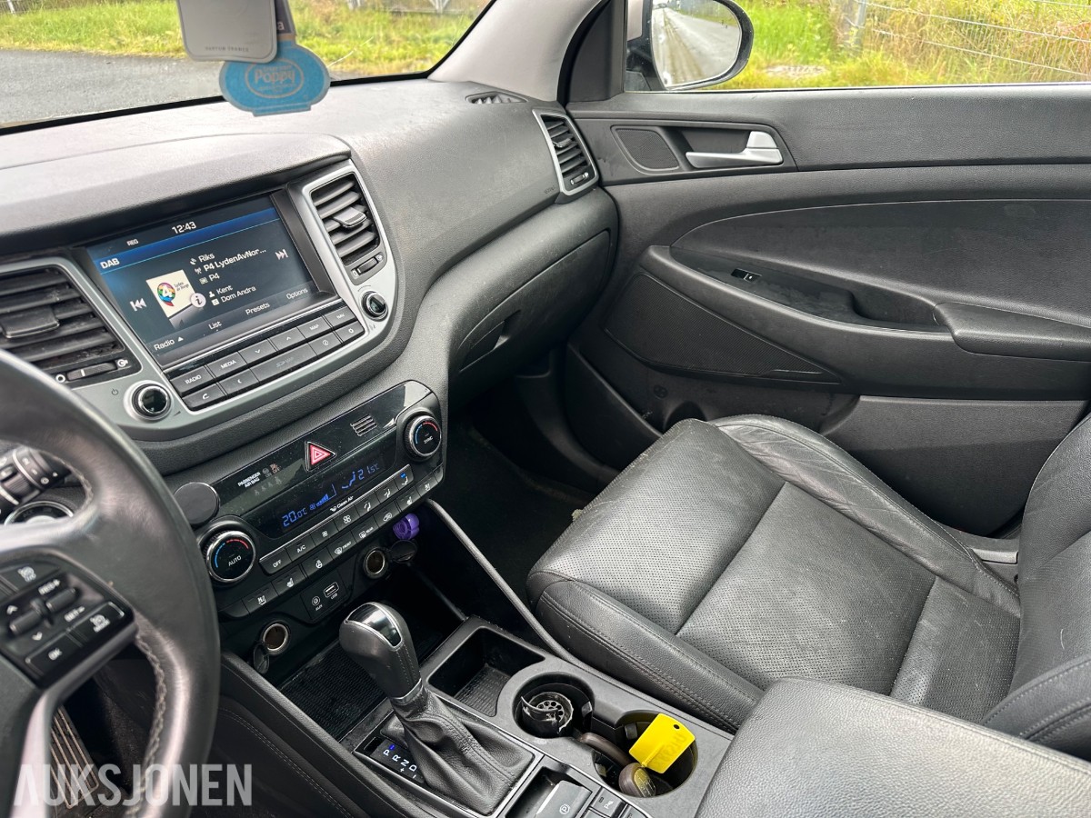 2016 HYUNDAI TUCSON 141HK CRDI AUTOMAT TEKNIKK PANORAMA HENGERFESTE SKINN EL.SETER