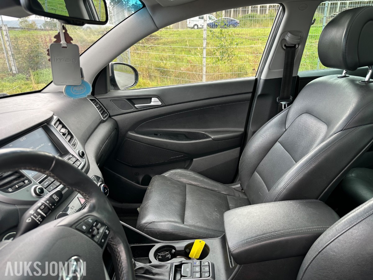 2016 HYUNDAI TUCSON 141HK CRDI AUTOMAT TEKNIKK PANORAMA HENGERFESTE SKINN EL.SETER