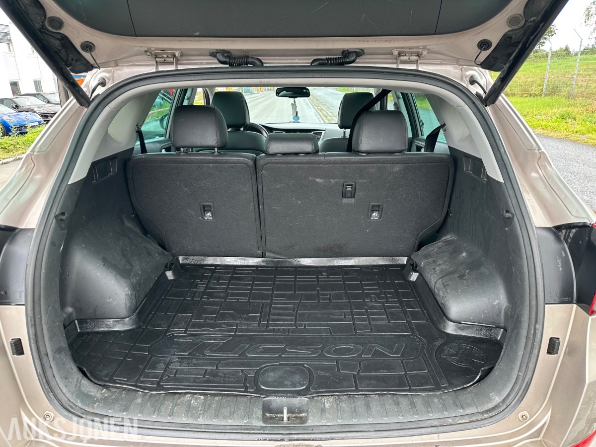 2016 HYUNDAI TUCSON 141HK CRDI AUTOMAT TEKNIKK PANORAMA HENGERFESTE SKINN EL.SETER