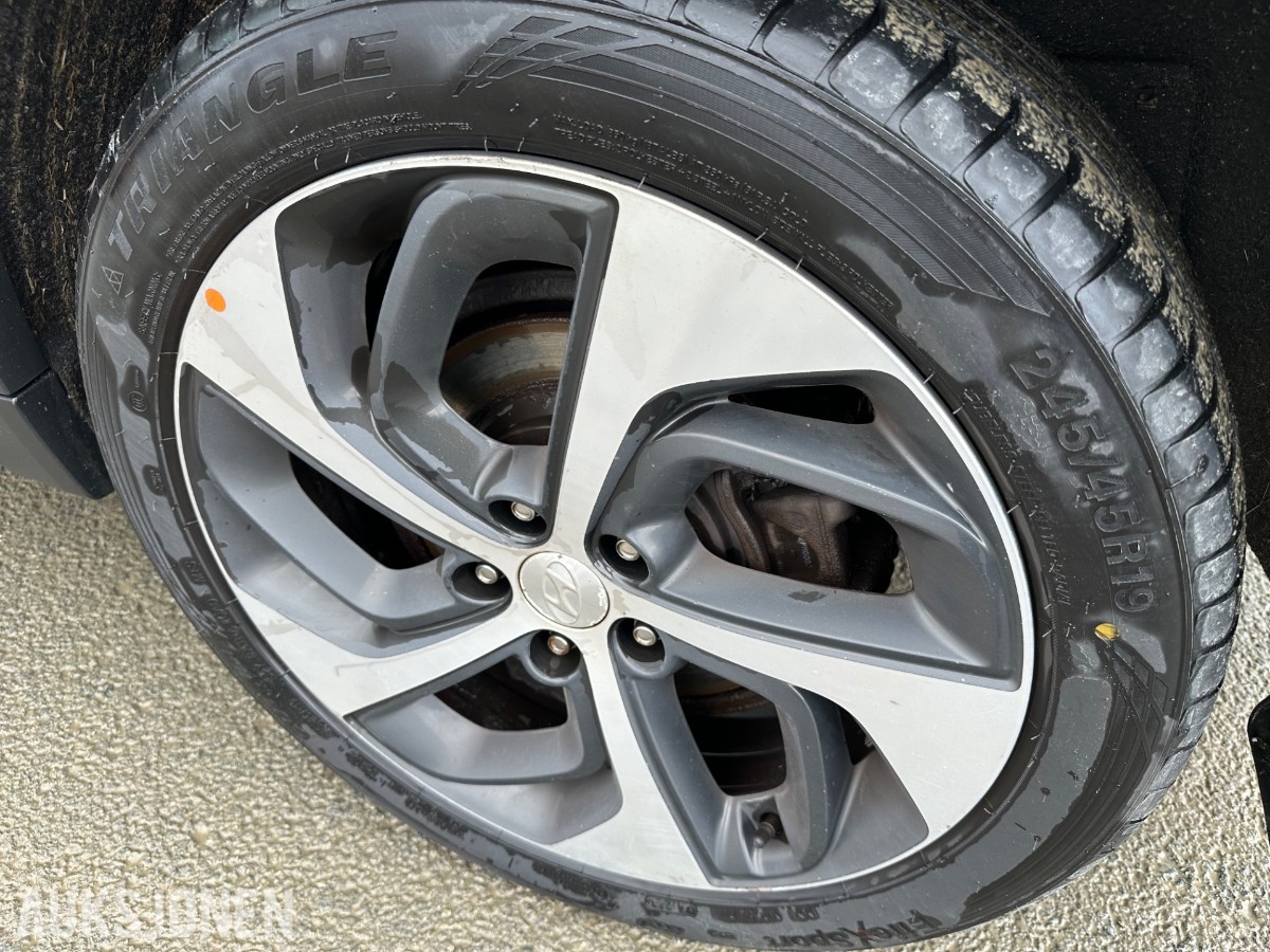 2016 HYUNDAI TUCSON 141HK CRDI AUTOMAT TEKNIKK PANORAMA HENGERFESTE SKINN EL.SETER