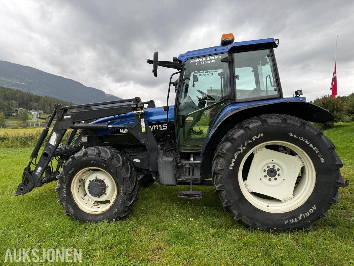 2000 New Holland TM115 MVA fri Traktor m/Laster