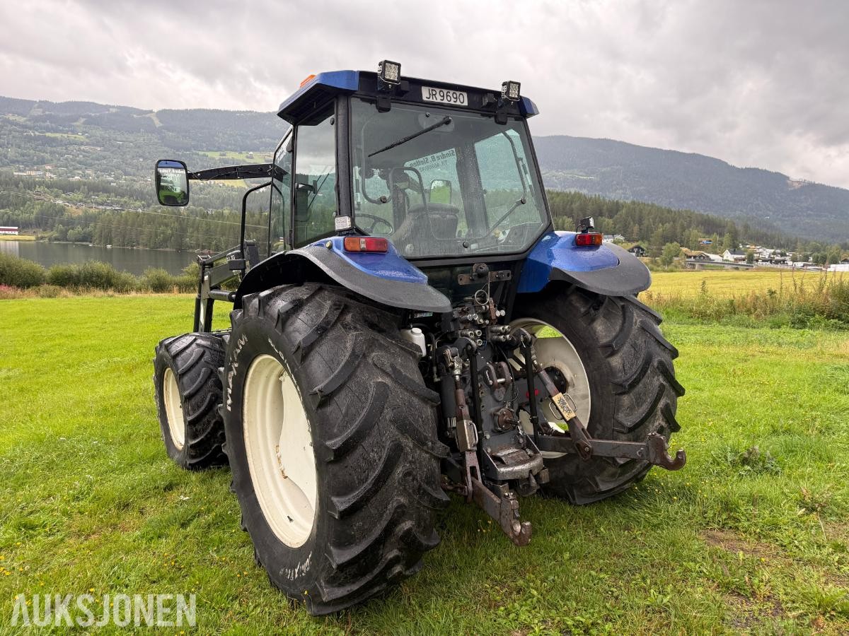 2000 New Holland TM115 MVA fri Traktor m/Laster