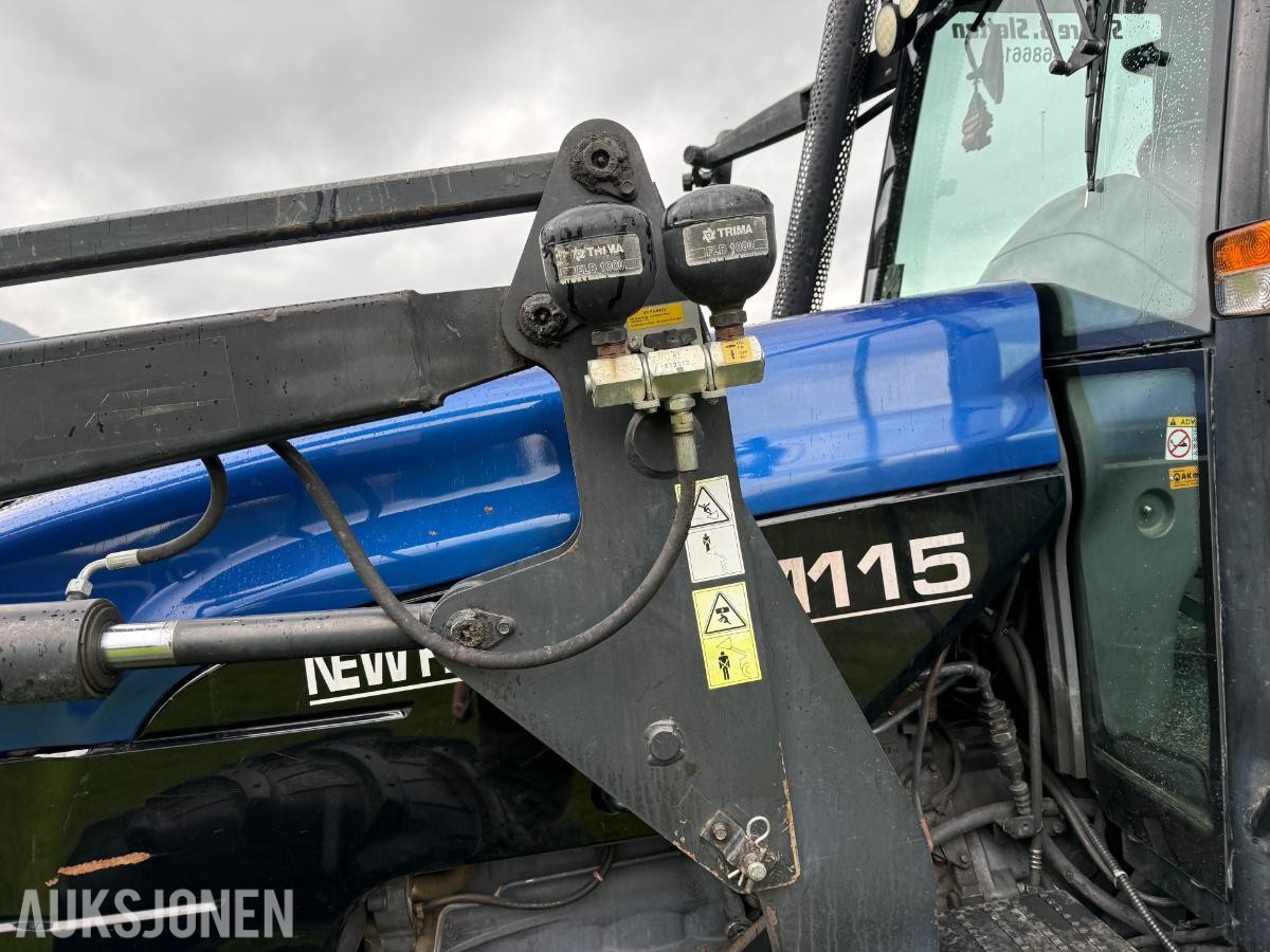 2000 New Holland TM115 MVA fri Traktor m/Laster