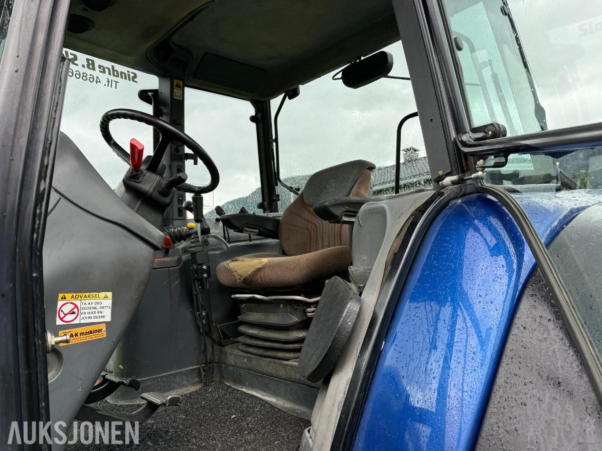 2000 New Holland TM115 MVA fri Traktor m/Laster