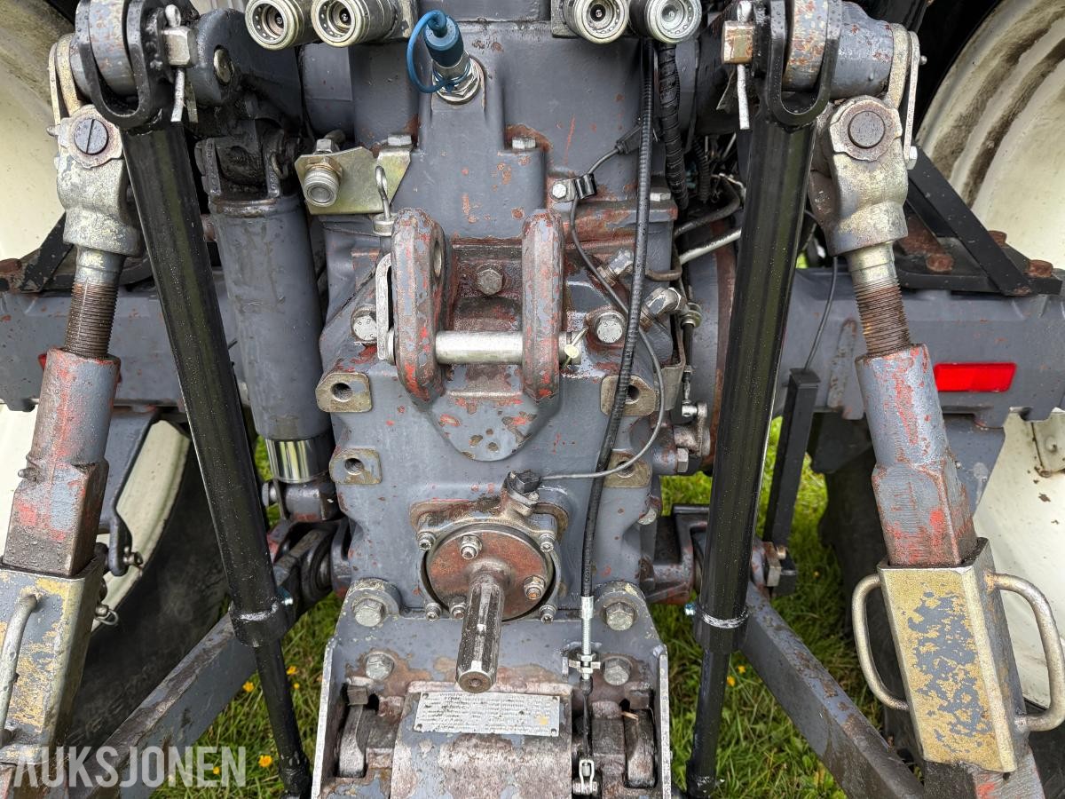 2000 New Holland TM115 MVA fri Traktor m/Laster