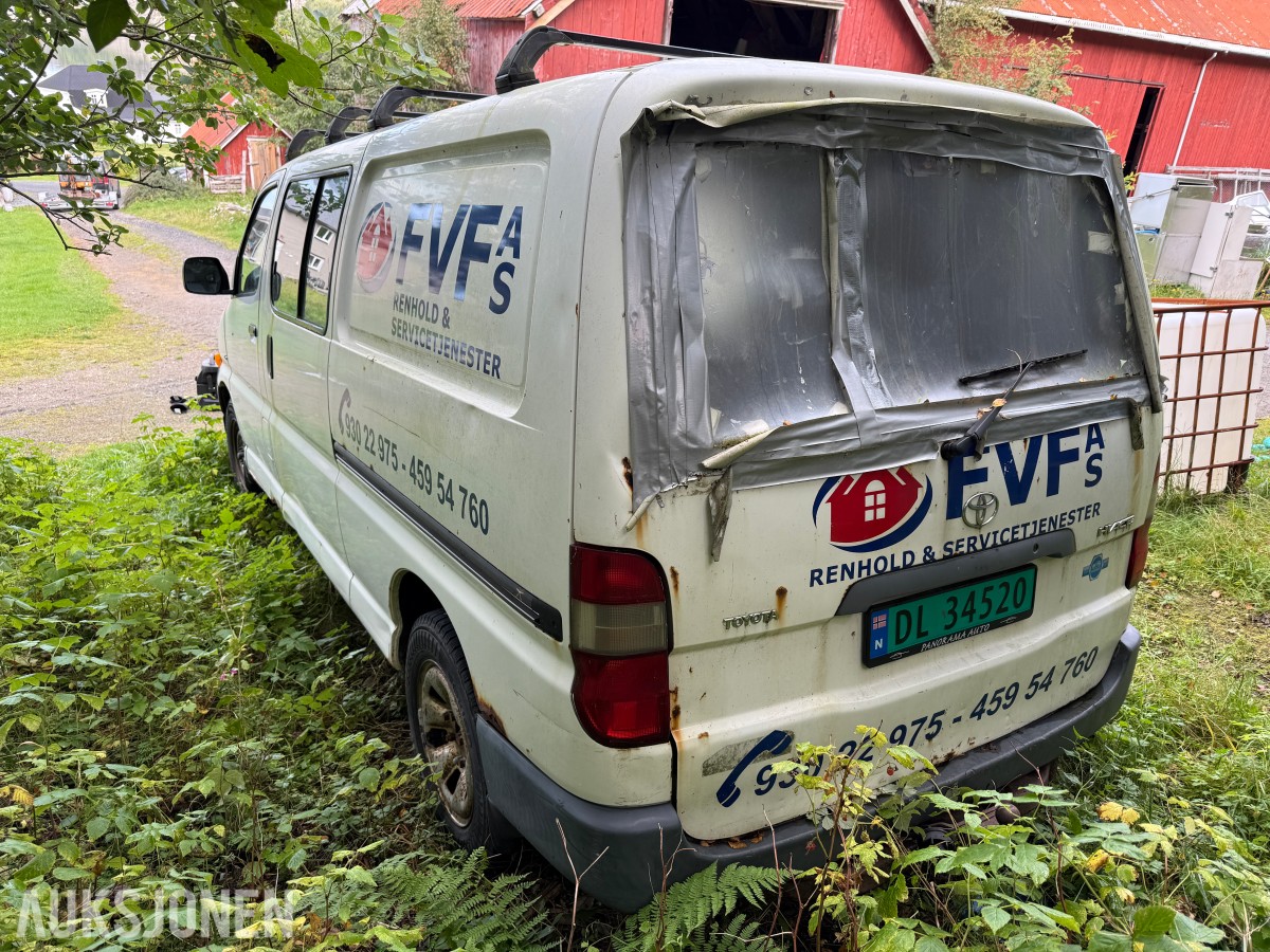 2006 Toyota HiAce, HIACE 2.5-102 D 4WD