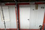 3 containerbrakker med 2 hybler og separate soverom