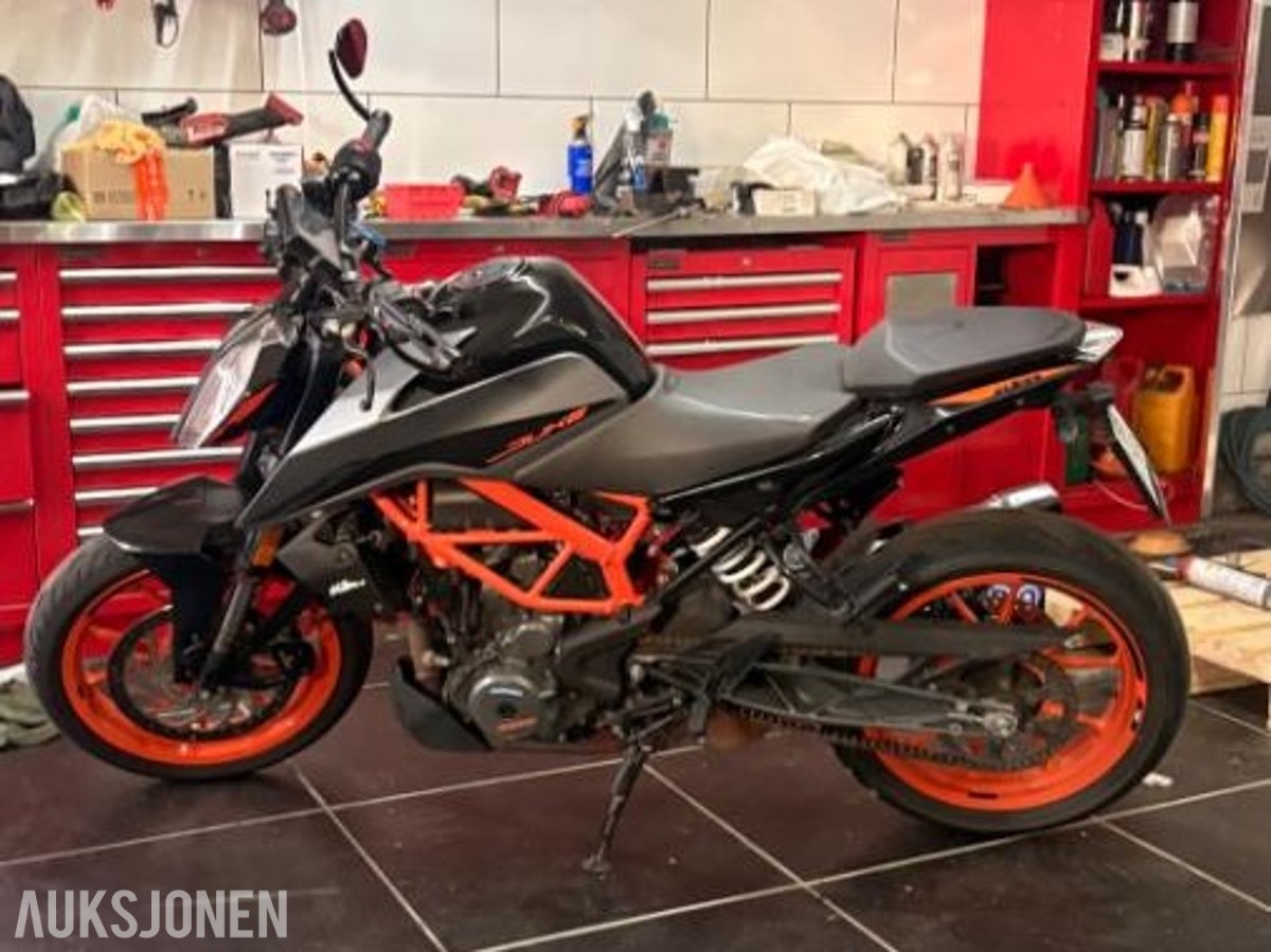 2021 KTM 390 Duke