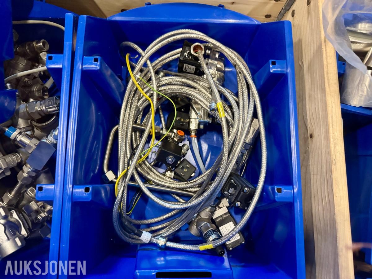Palle med ventiler - sensorer - kabler & instrumentering