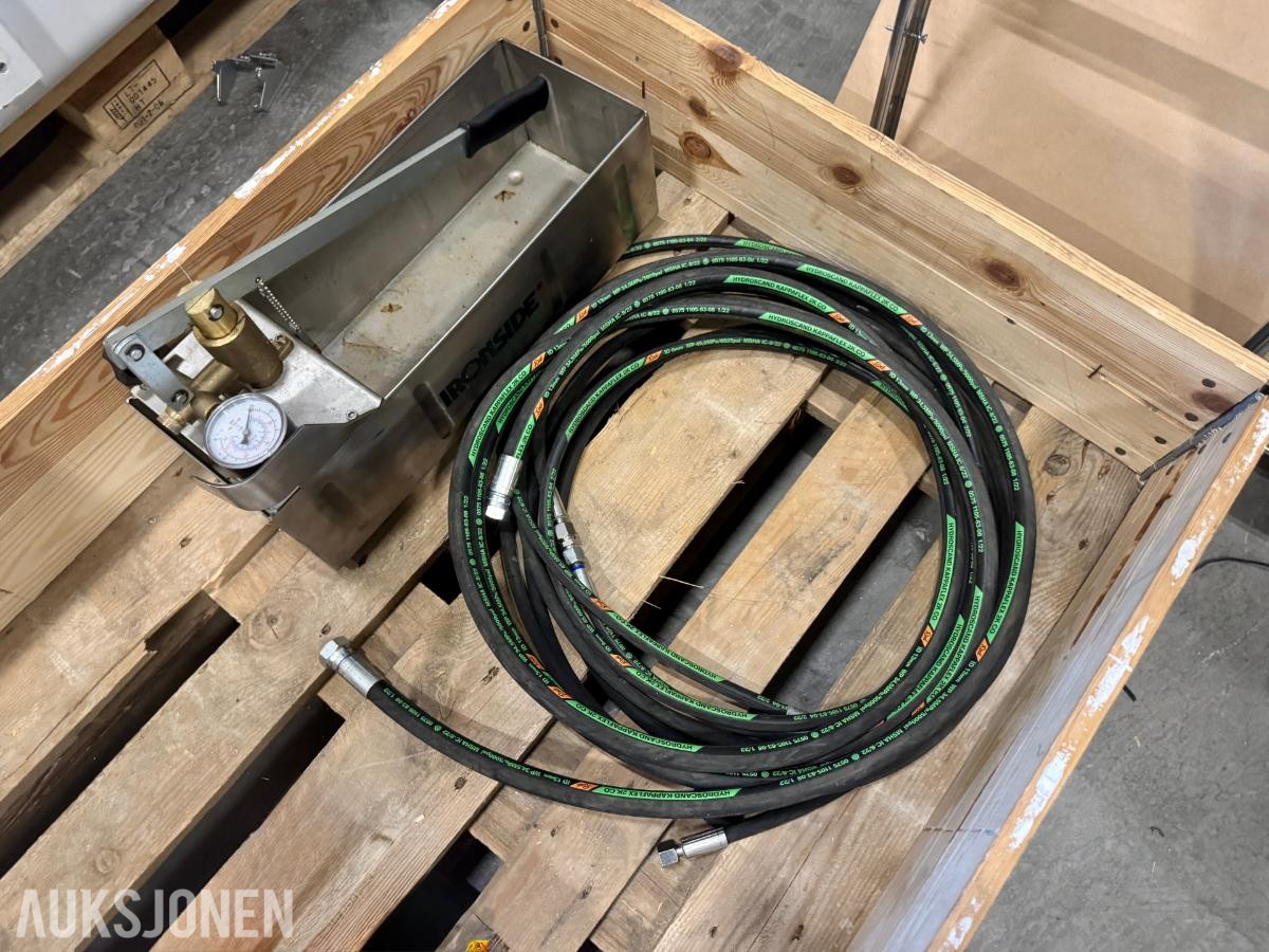 IRONSIDE Hydraulisk håndtestpumpe med hydraulikkslanger
