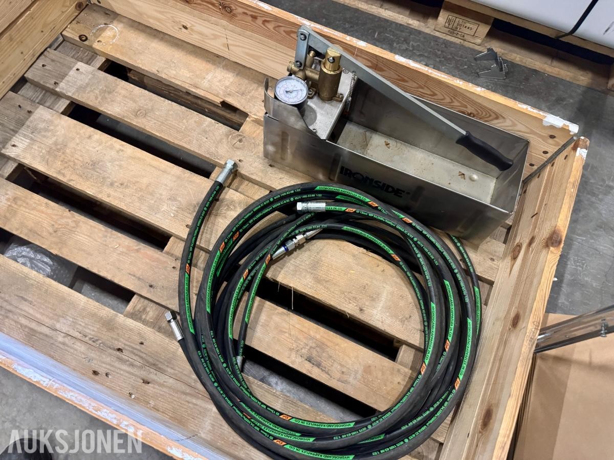 IRONSIDE Hydraulisk håndtestpumpe med hydraulikkslanger