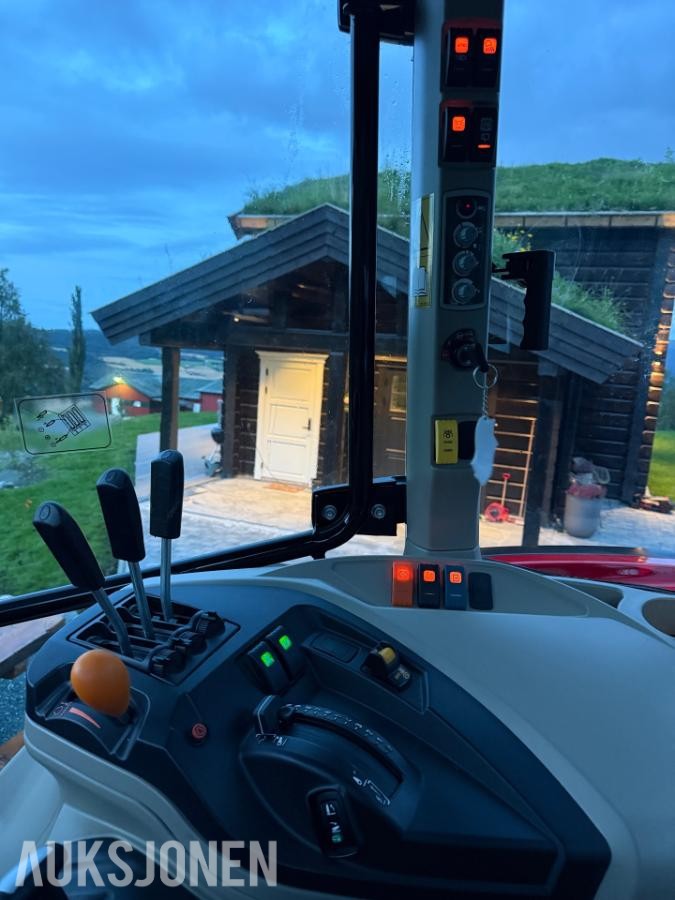 2020 Massey Ferguson MF 5711 Dyna-4 – kun 308 timer – Quicke X4S