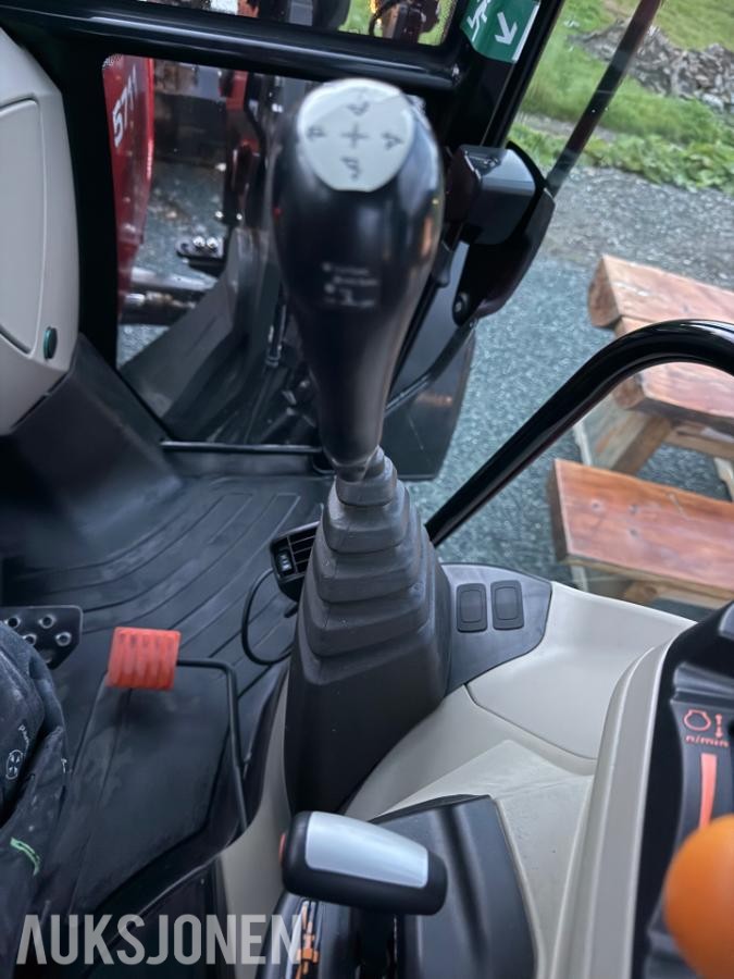 2020 Massey Ferguson MF 5711 Dyna-4 – kun 308 timer – Quicke X4S