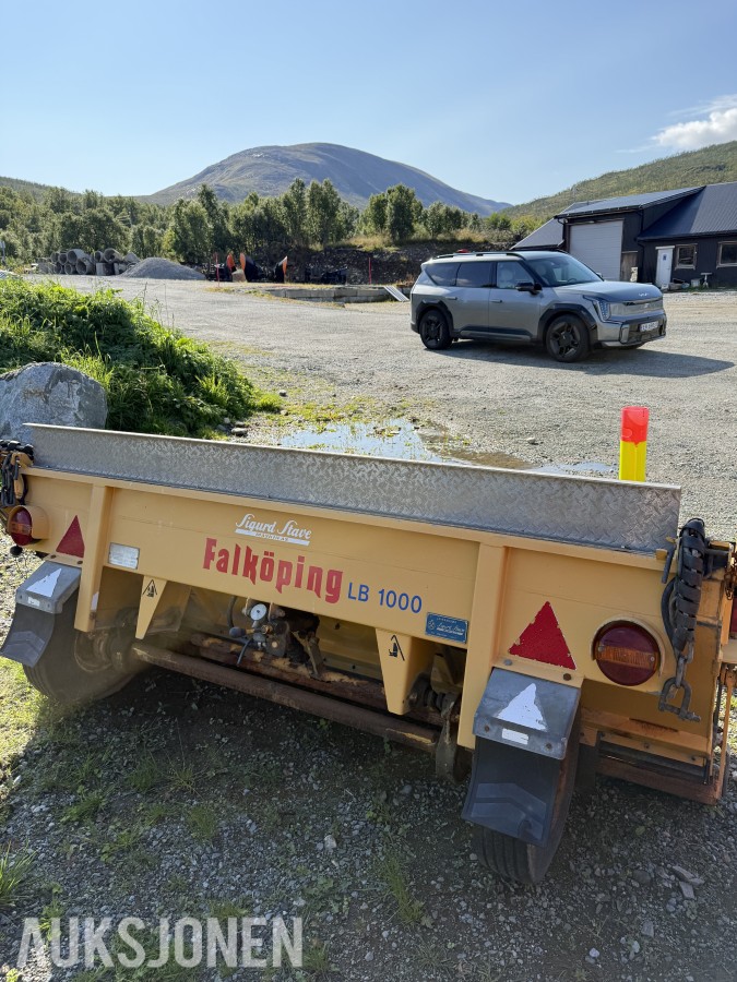 2000 Falköping LB1000 Etterhengende spreder
