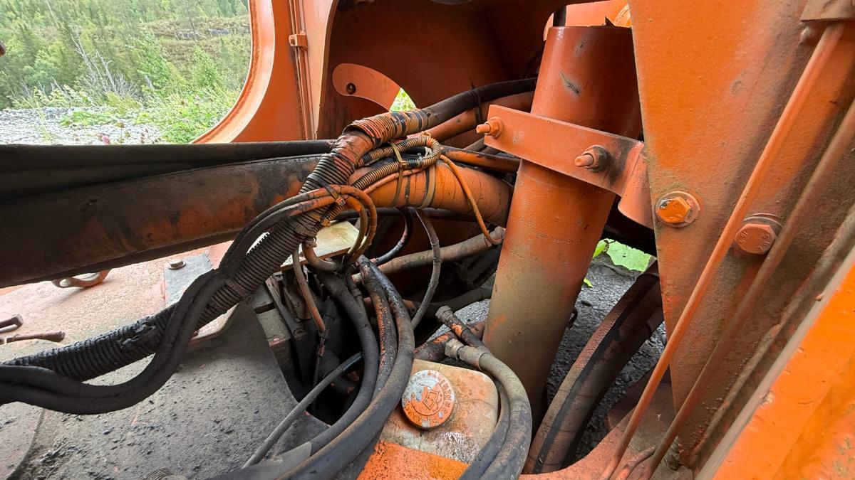 Hitachi hjullaster/delemaskin - selges for deler