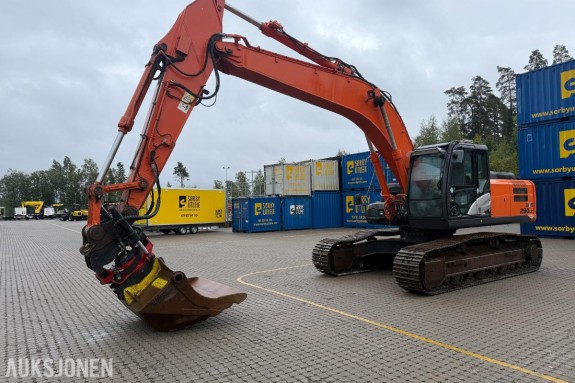 2015 Hitachi Zaxis 290LC BELTEGRAVER R8 ROTOTILT SKUFF SERVICEHISTORIKK SENTRALSMØRING