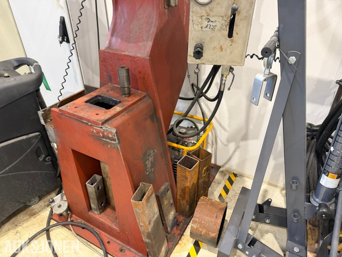 2 stk. Vetter HE 200 hydraulikkaggregater / HPU