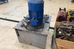 Hydraulikkaggregat med elektromotor og tank