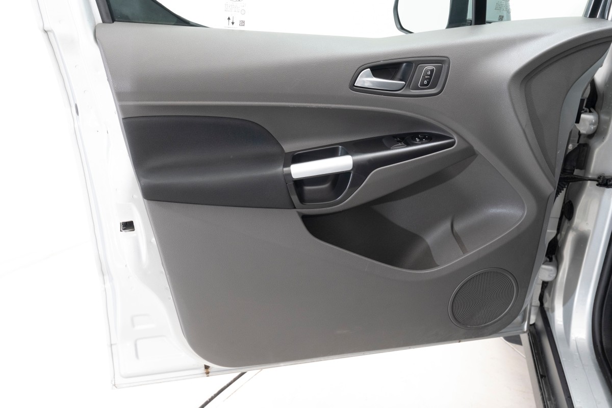 2023 FORD TRANSIT CONNECT 240 L2 1,5 TDCI 100 HK AUT HENGERFESTE CRUISE VARMER KAMERA 