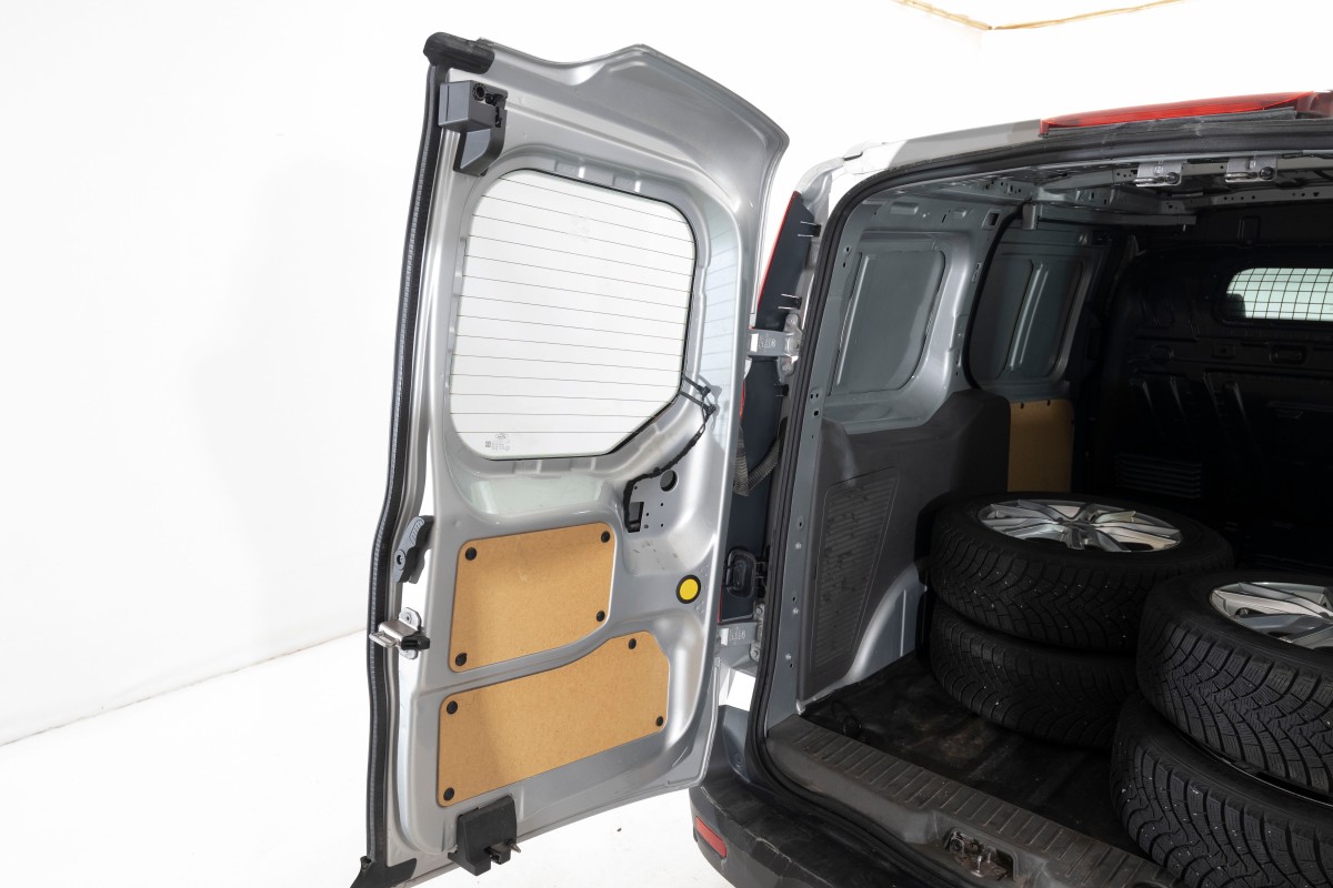 2023 FORD TRANSIT CONNECT 240 L2 1,5 TDCI 100 HK AUT HENGERFESTE CRUISE VARMER KAMERA 