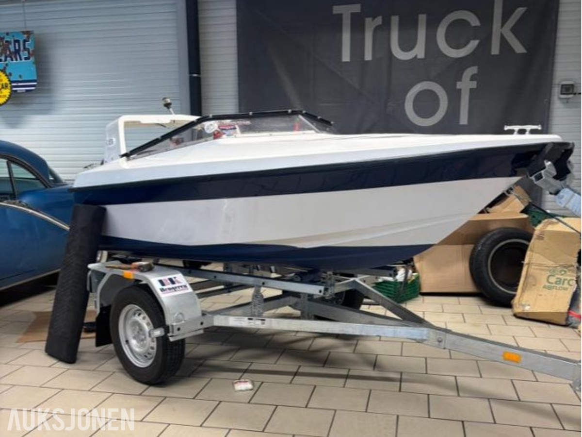 2000 11 fot Båt - Joda 3300 Targa m/20hk Yamaha el.start