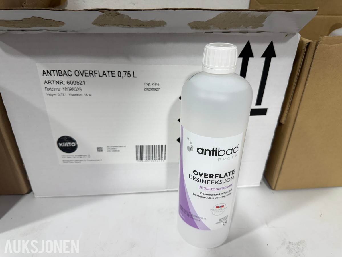 Parti med Antibac desinfeksjon og Centaura insektspray
