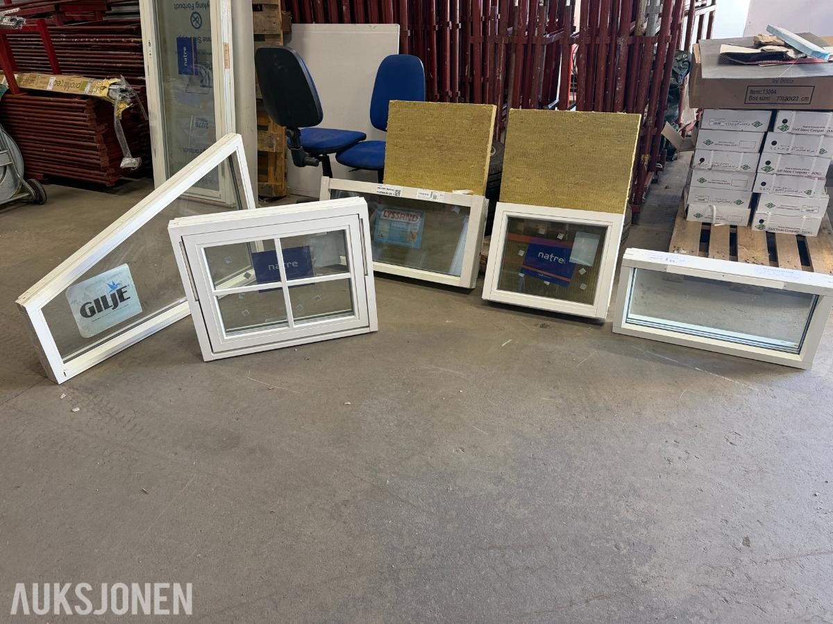 Diverse vinduer - Selges samlet