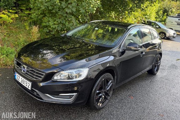 2016 Volvo V60 twin engine 2.4 220hk AWD adaptiv cruisekontroll skinn hengerfeste motorvarmer EU OK til 09.2028, 154000km