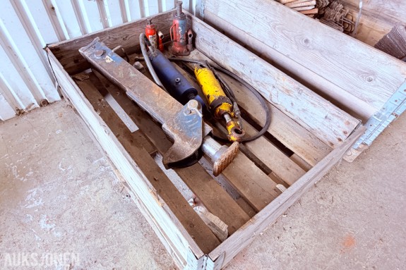 3 STK HYDRAULISKE JEKKER OG 2 STK HYDRAULIKKSYLINDERE - WEBER-HYDRAULIK B20 200 KN - PARKER HANNIFIN