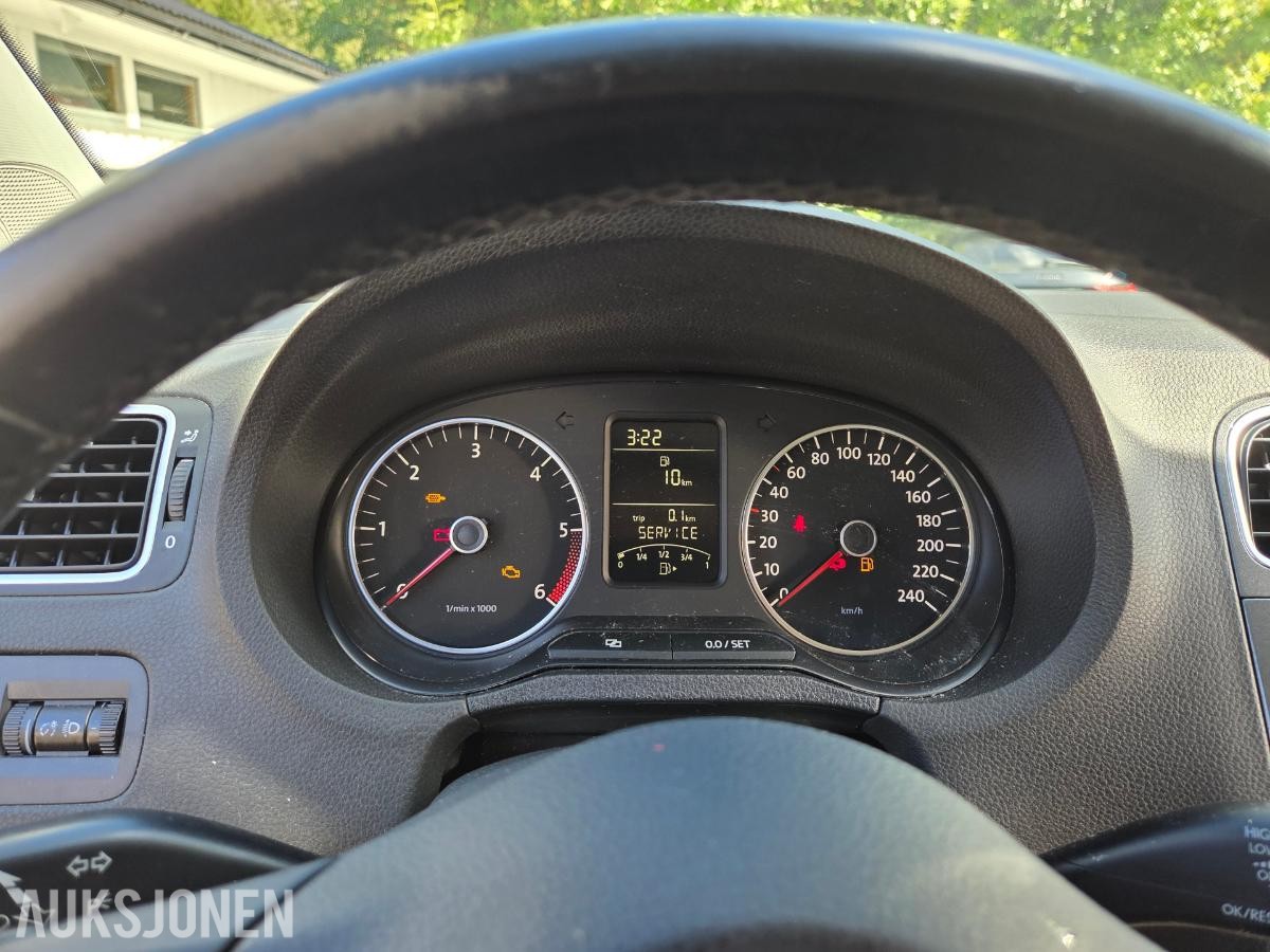 2010 Volkswagen Polo 1.6 75 hk – Reparasjonsobjekt / delebil