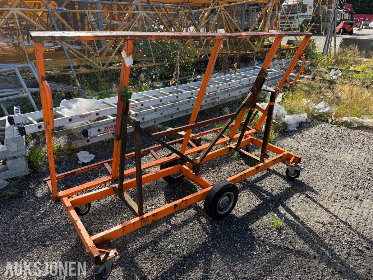 3 STK GIPSBORD / PLATEBORD - VIPPEFUNKSJON - HJULUNDERSTELL - FUNGERER