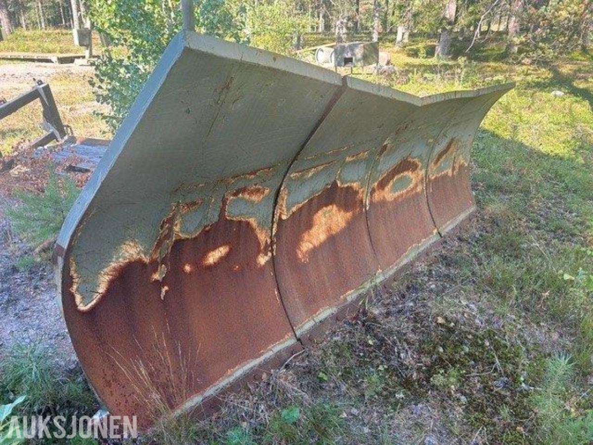 2002 Volvo L120E Hjullaster med tilbehør