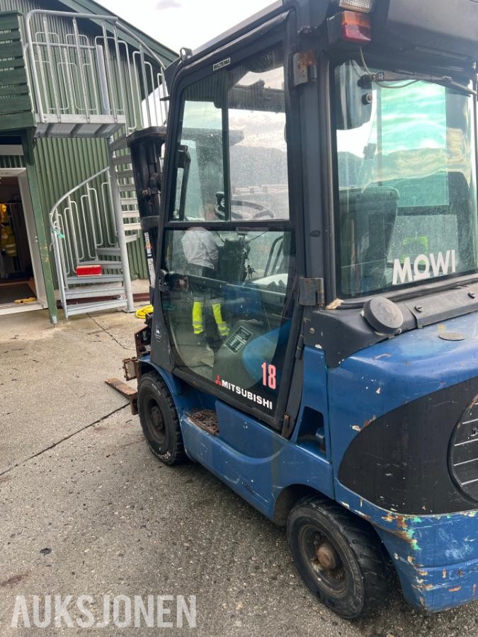 2003 Mitsubishi FD18K motvektstruck 7231 timer 