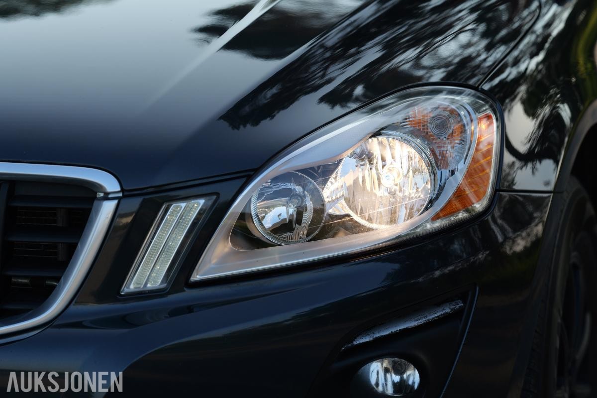 2010 Volvo XC 60 2.4 D5 175HK AUTOMAT, SKINN, HENGERFESTE