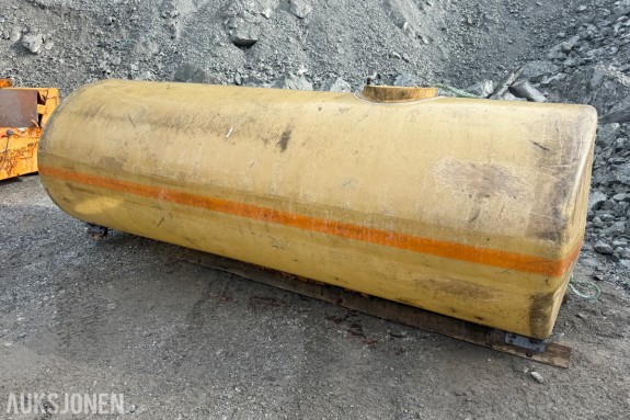 Glassfibertank med kapasitet på 5.000 liter