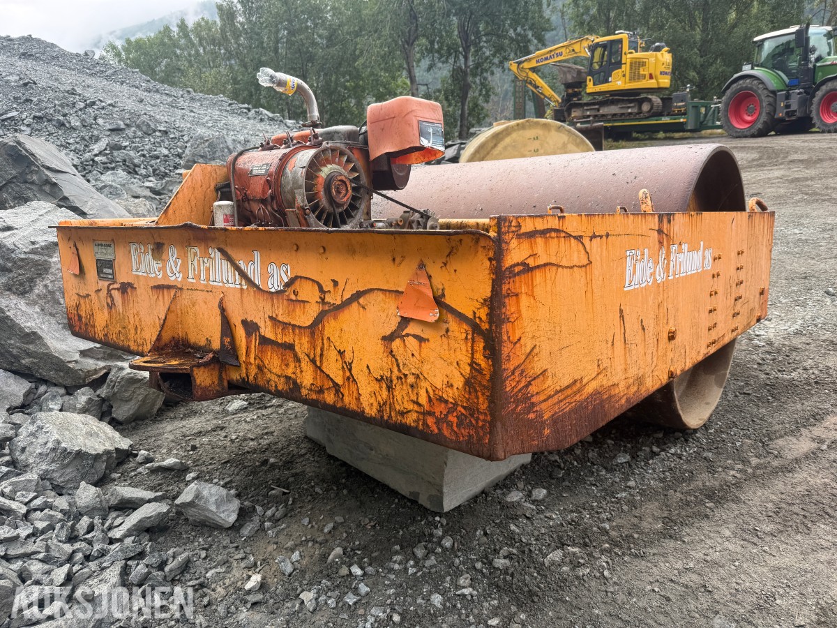 Dynapac CH47 slepevals, Deutz motor