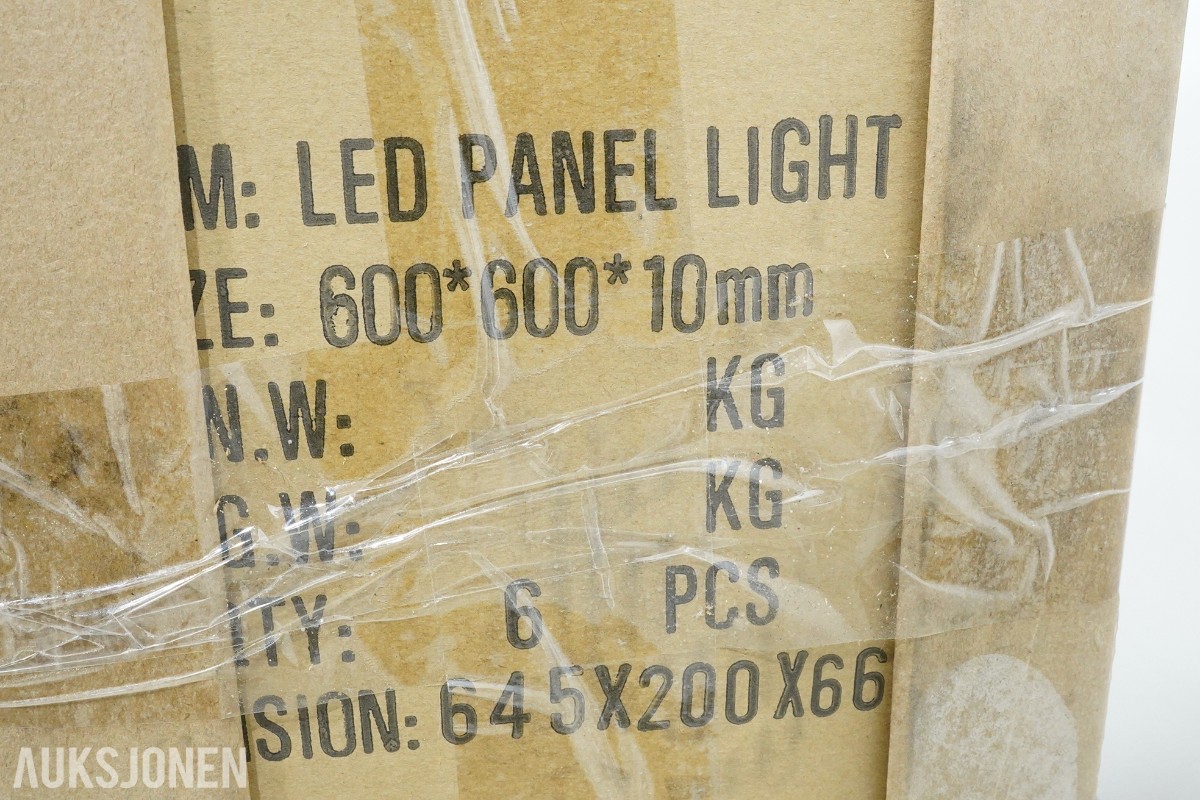 3 stk. whiteboards og 6 stk. LED-paneler