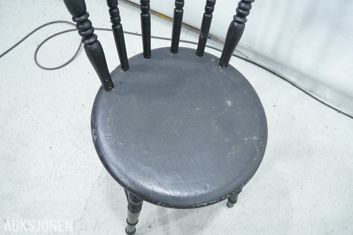 Parti med stoler og barstoler – TON, Contral, Artek m.fll