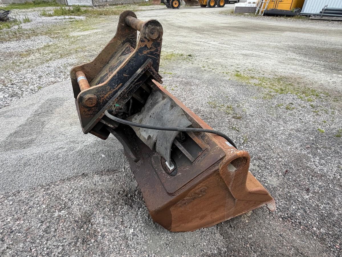Hydraulisk tilt-/planeringsskuffe - S70 feste -