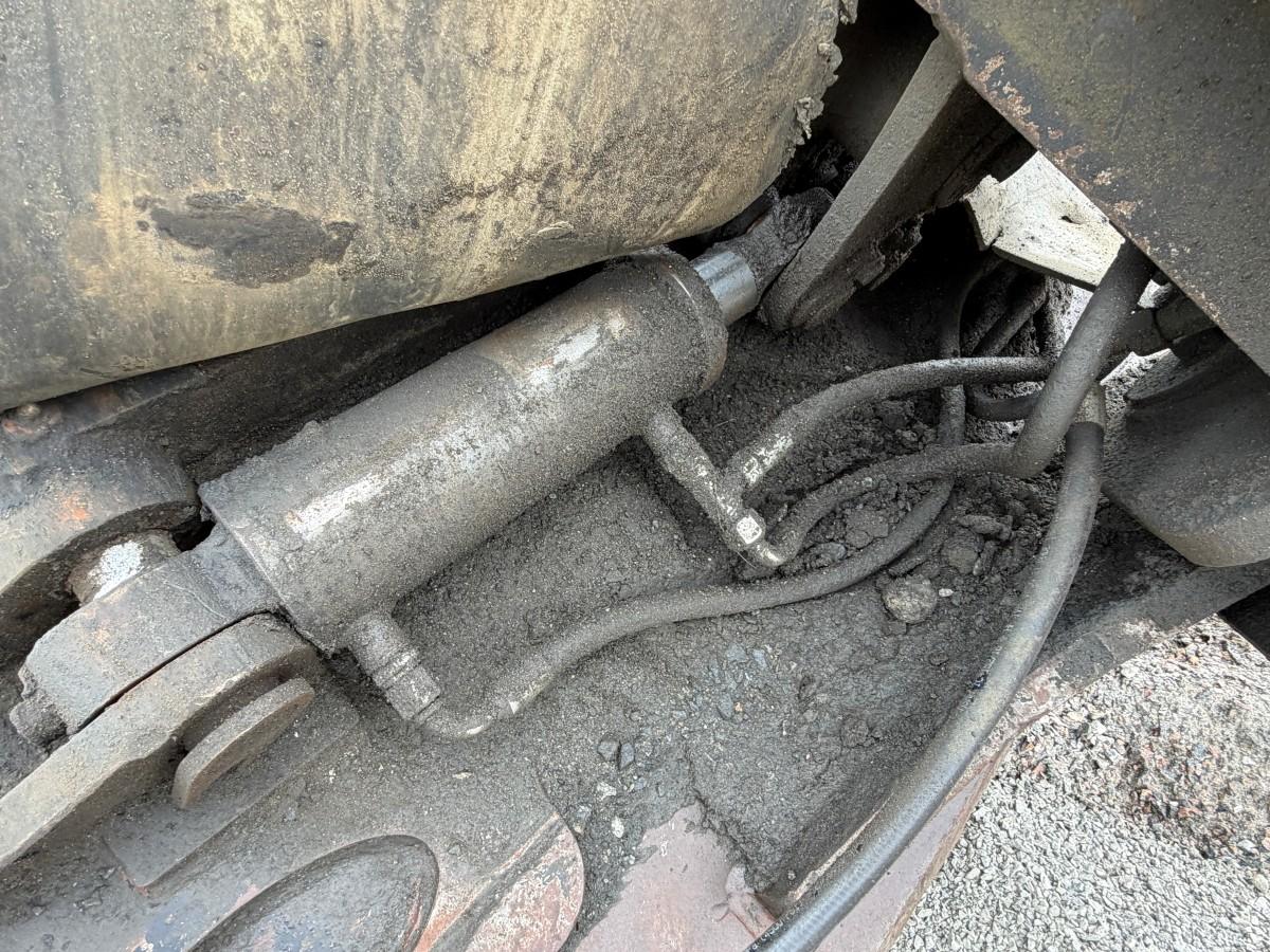 Hydraulisk tilt-/planeringsskuffe - S70 feste -
