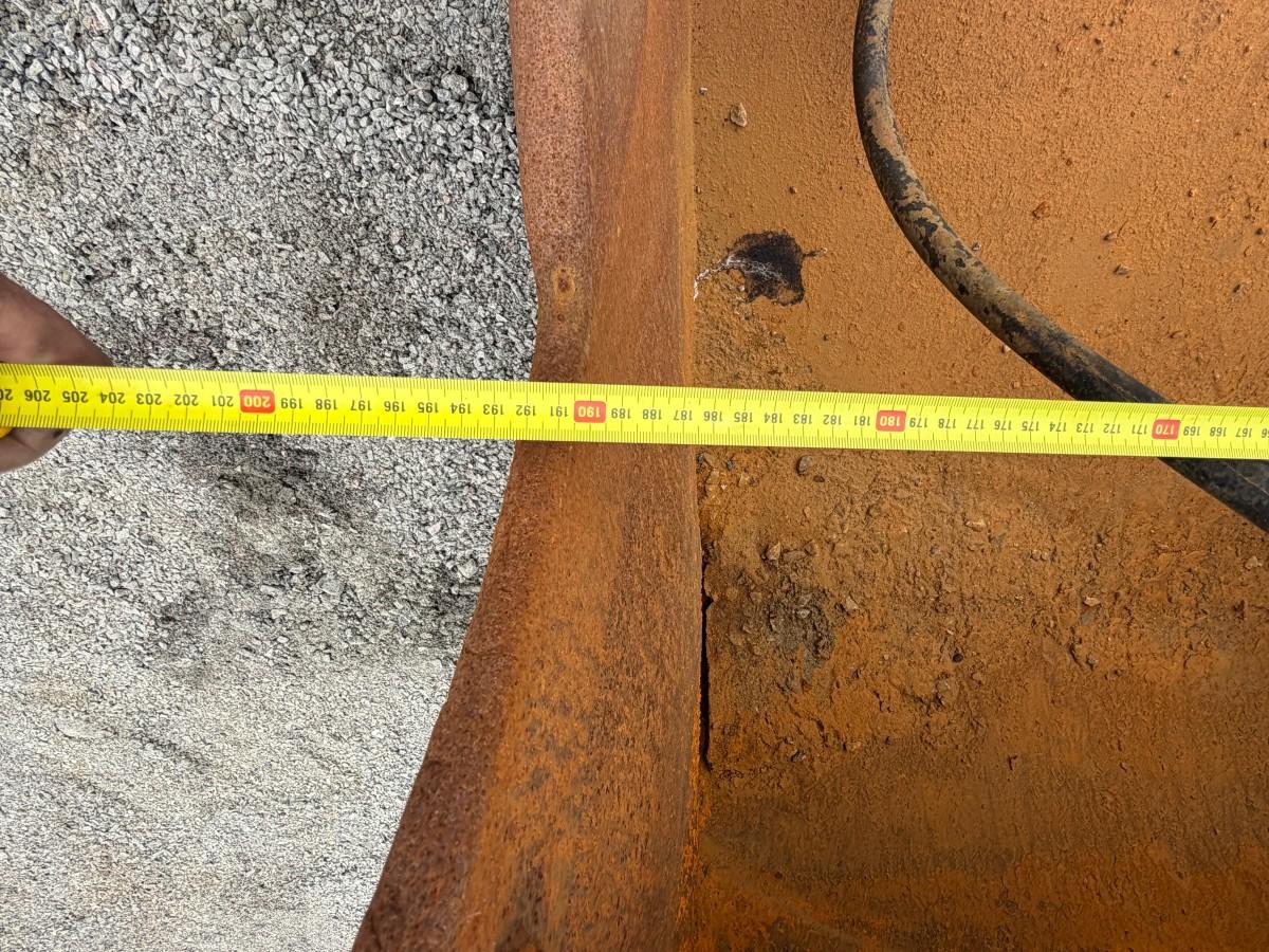 Hydraulisk tilt-/planeringsskuffe - S70 feste -