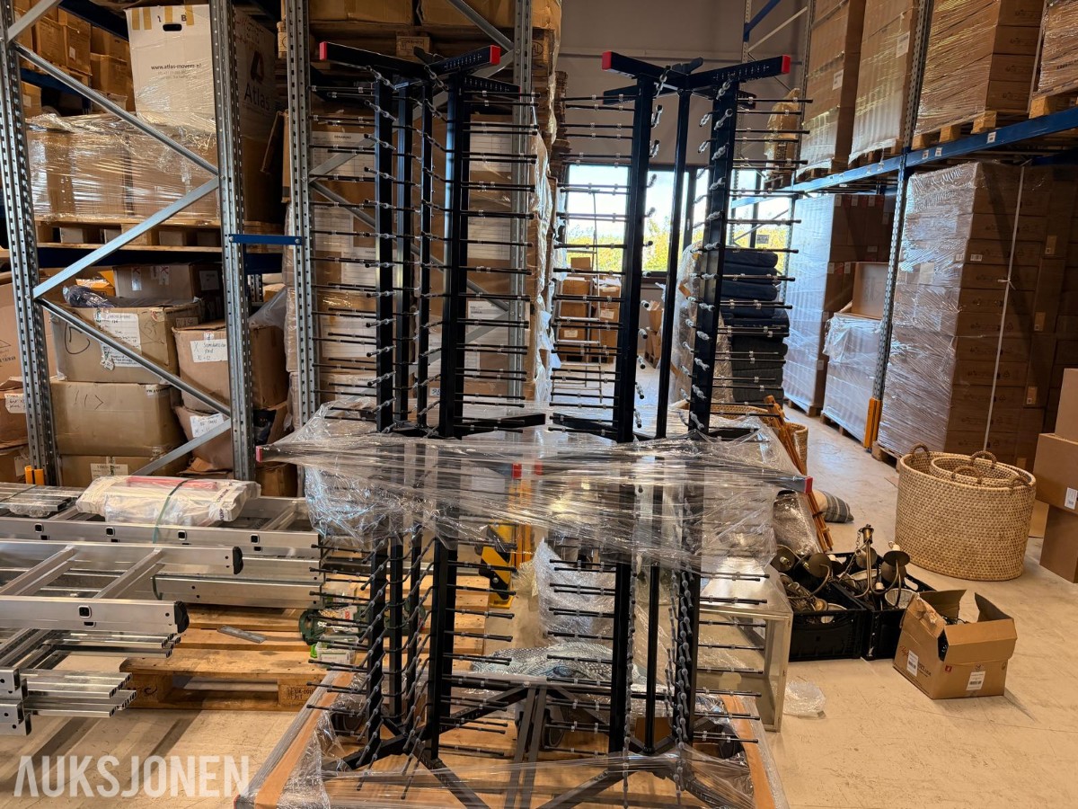 Tørkestativ med mange opphengsarmer – Jackstack